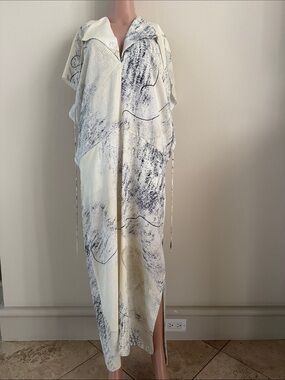 Zara Cream and Black Abstract Print Maxi Dress